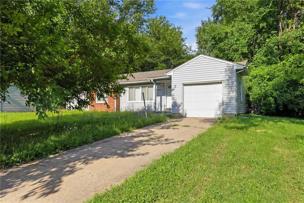 10600 Richmond Avenue Property Photo 1