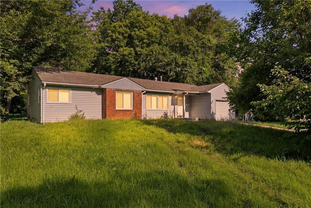 10600 Richmond Avenue Property Photo 3