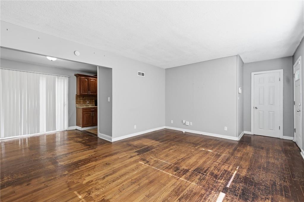 10600 Richmond Avenue Property Photo 7