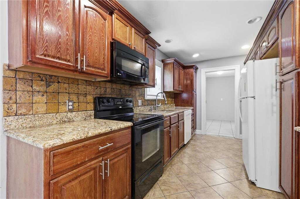 10600 Richmond Avenue Property Photo 10