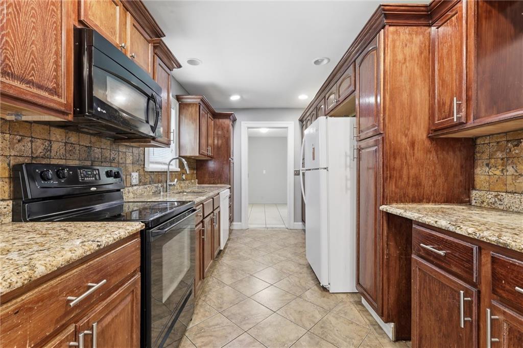 10600 Richmond Avenue Property Photo 12