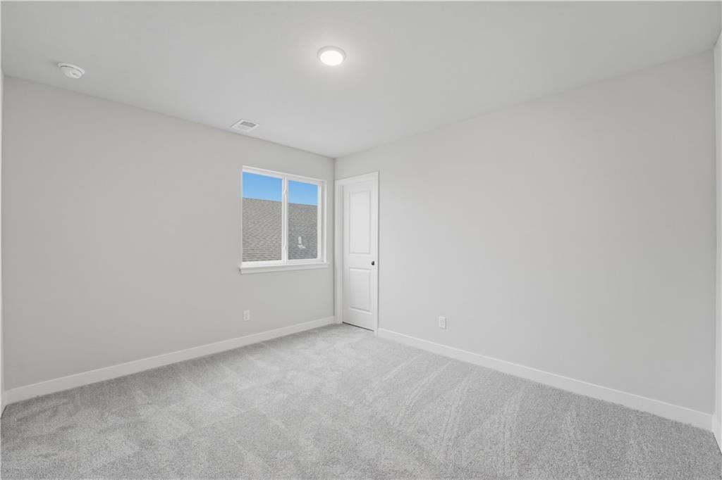 9641 N Colrain Avenue Property Photo 33