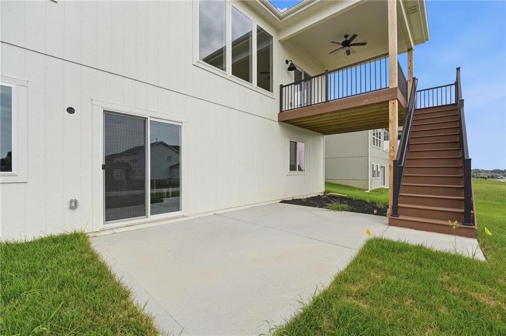 1925 Sw Hightown Drive Property Photo 2