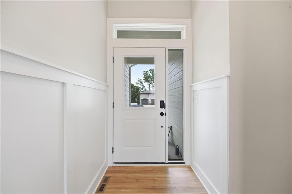 1925 Sw Hightown Drive Property Photo 9