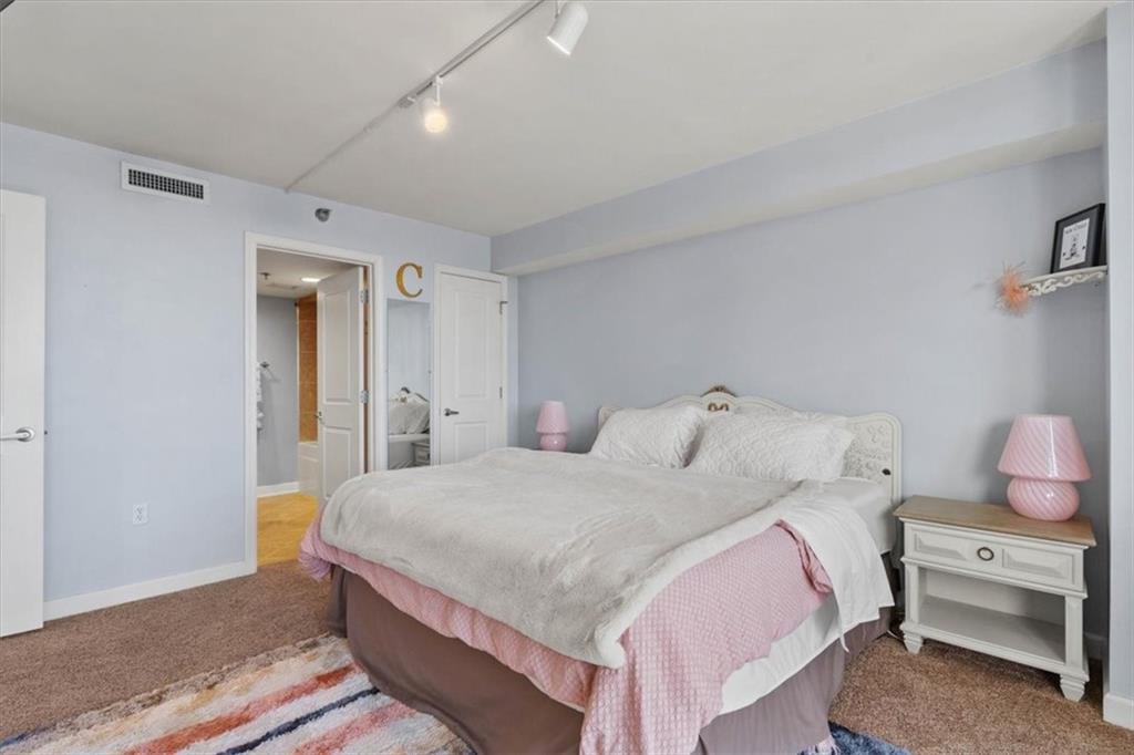 600 Admiral Boulevard Property Photo 17