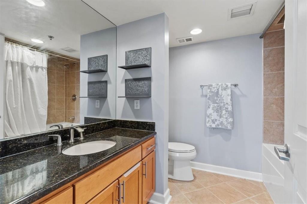 600 Admiral Boulevard Property Photo 18