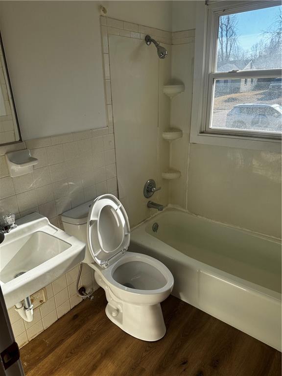 Broad | Streck Street Property Photo 33