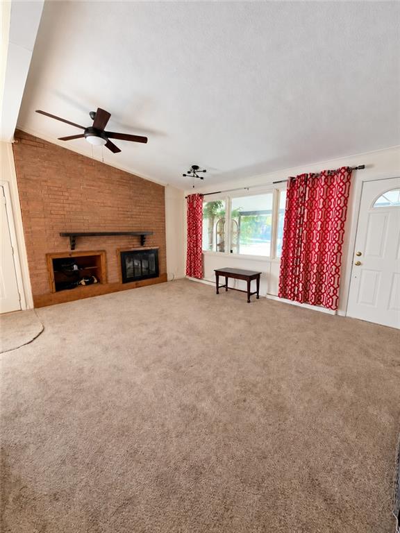 229 W 16th Street Property Photo 4
