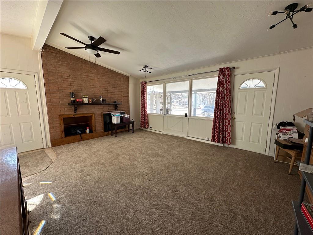 229 W 16th Street Property Photo 5