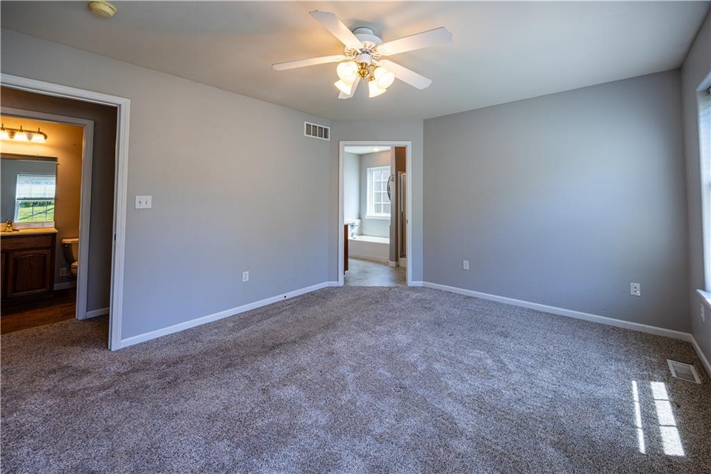 126 Memory Lane Property Photo 16