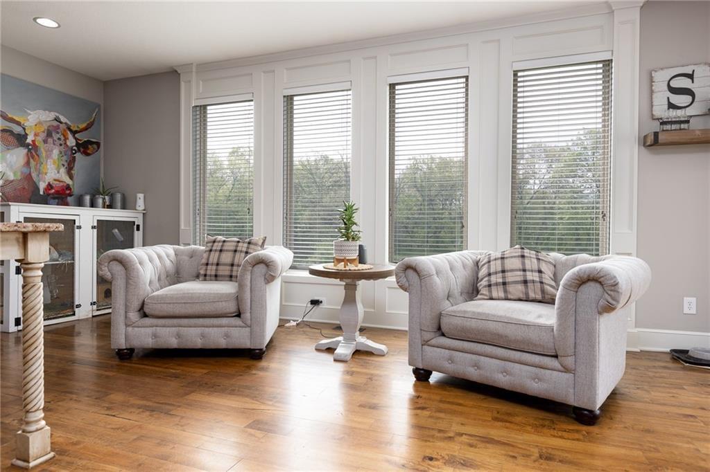 13017 Kelli Drive Property Photo 15