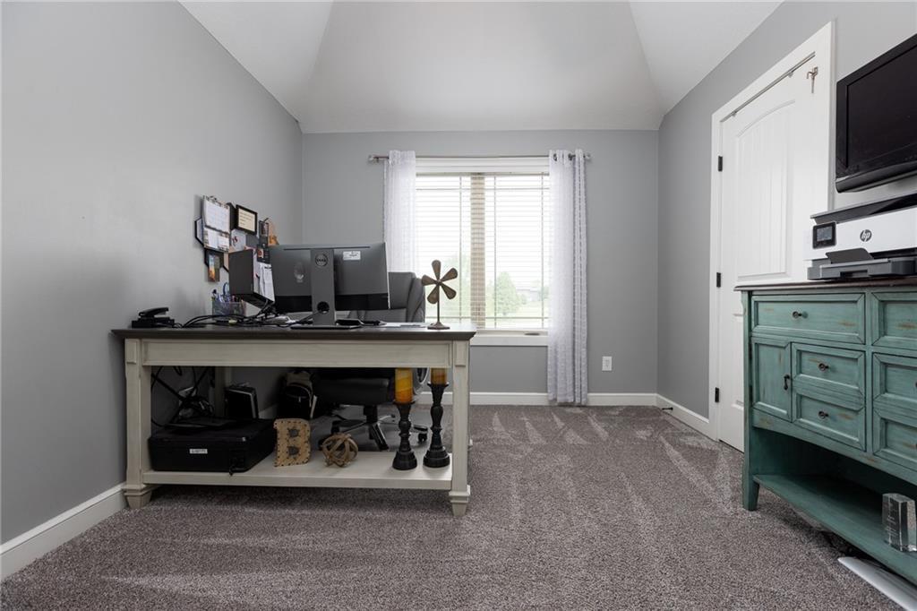 13017 Kelli Drive Property Photo 29