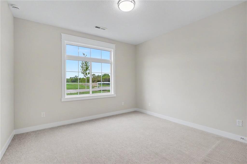 1013 Bluestem Circle Property Photo 29