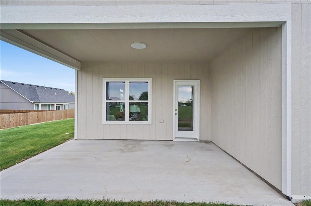 1013 Bluestem Circle Property Photo 31