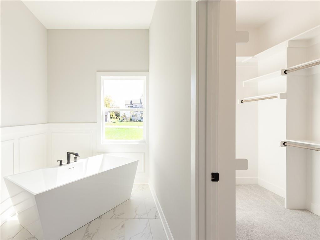 3808 W 187th Street Property Photo 28