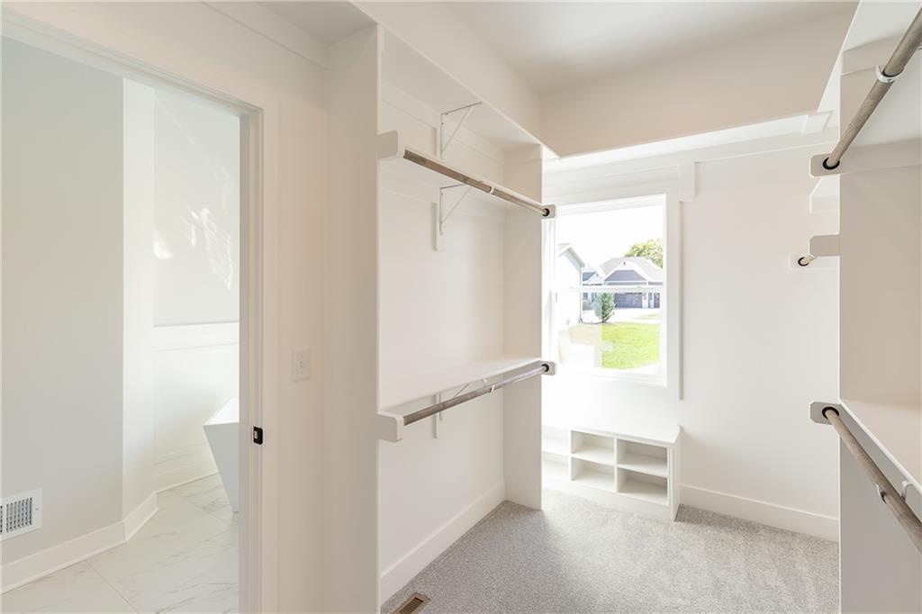 3808 W 187th Street Property Photo 29