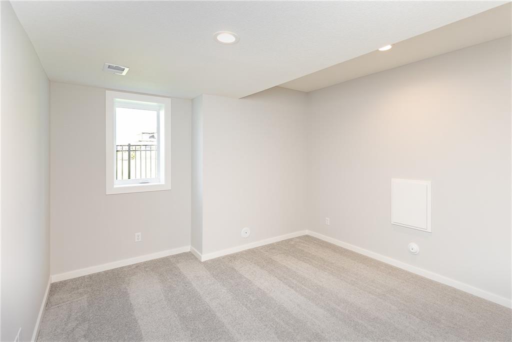 3808 W 187th Street Property Photo 41