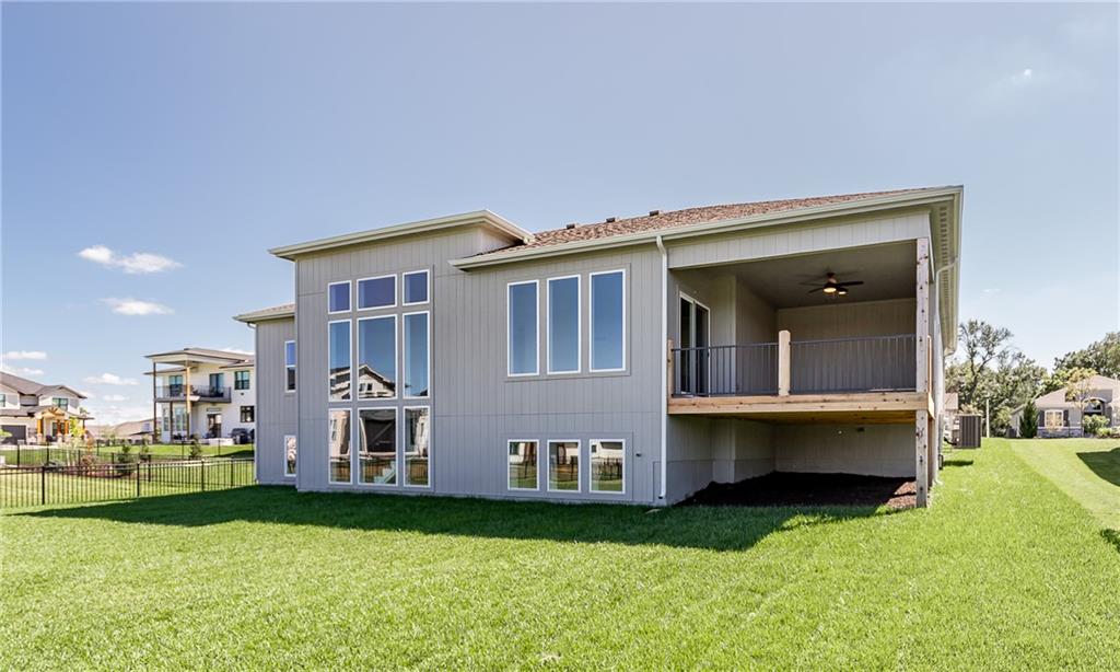 3808 W 187th Street Property Photo 45