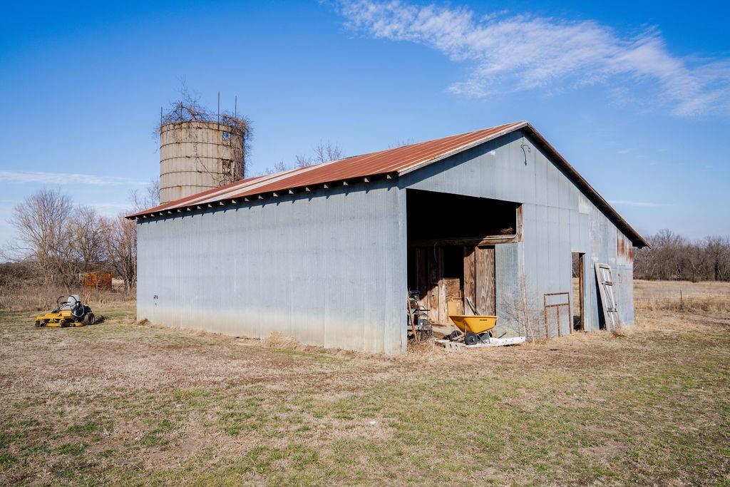 20081 Spring Hill Road Property Photo 34