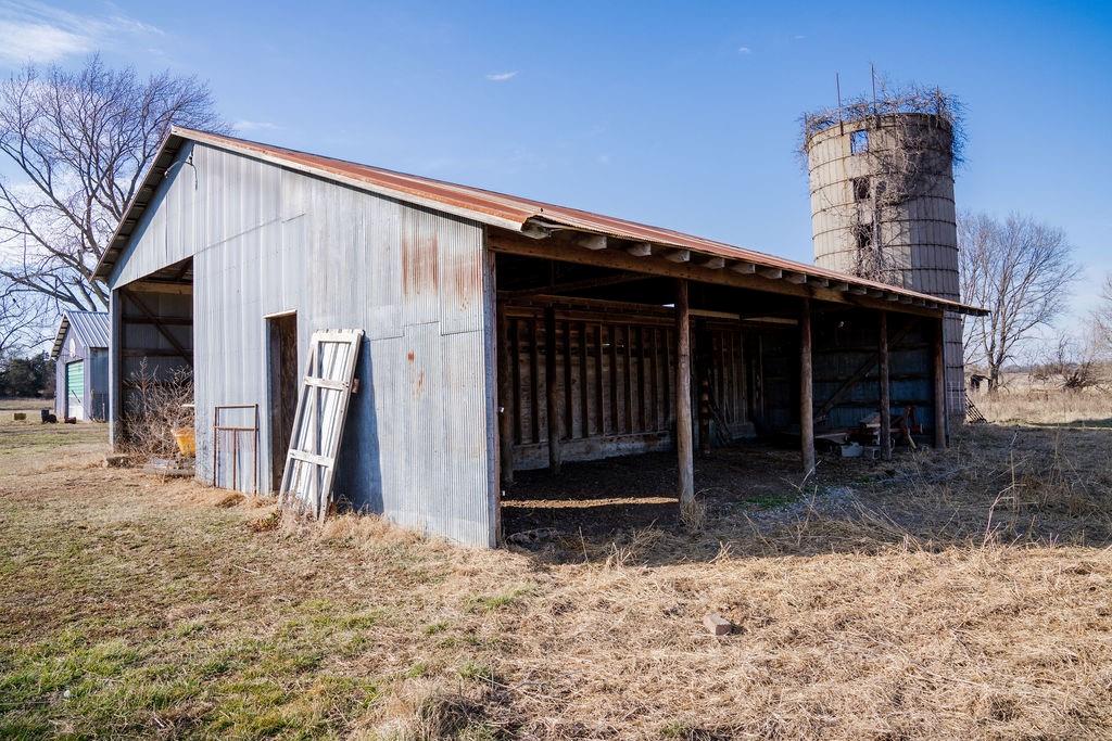 20081 Spring Hill Road Property Photo 35