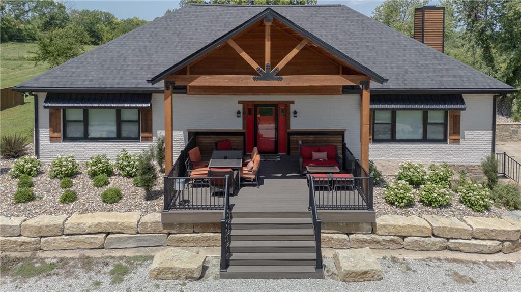 35932 10 Highway Property Photo 1