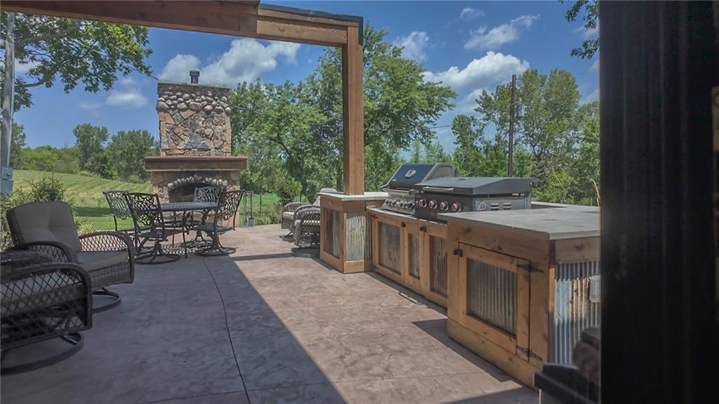 35932 10 Highway Property Photo 9