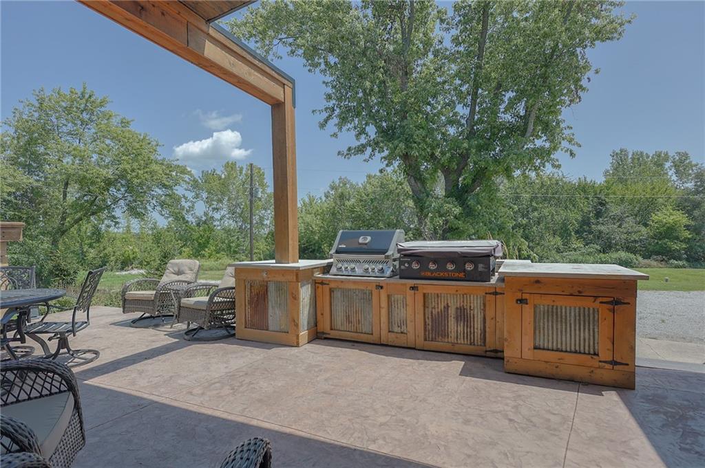 35932 10 Highway Property Photo 11