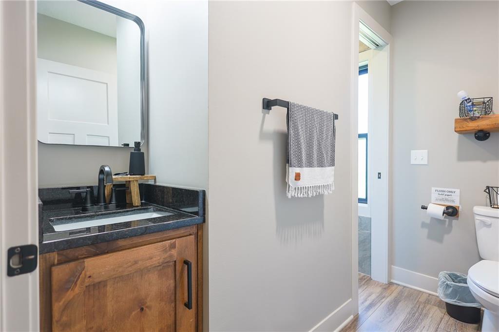 35932 10 Highway Property Photo 32