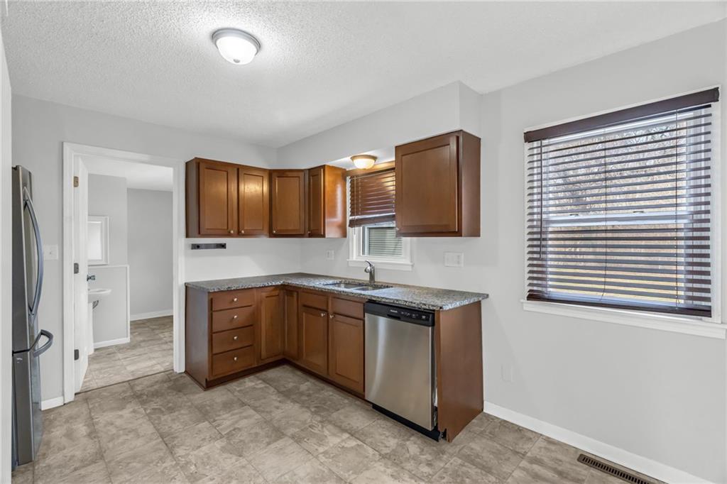 5300 Ne 62nd Street Property Photo 8