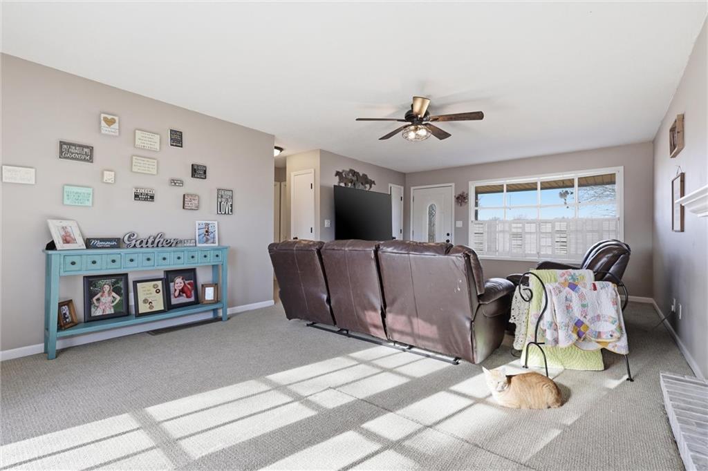 18325 Baxter Road Property Photo 9