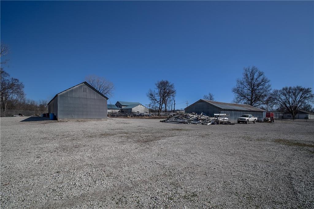 307 W Wilson N/a Property Photo 14