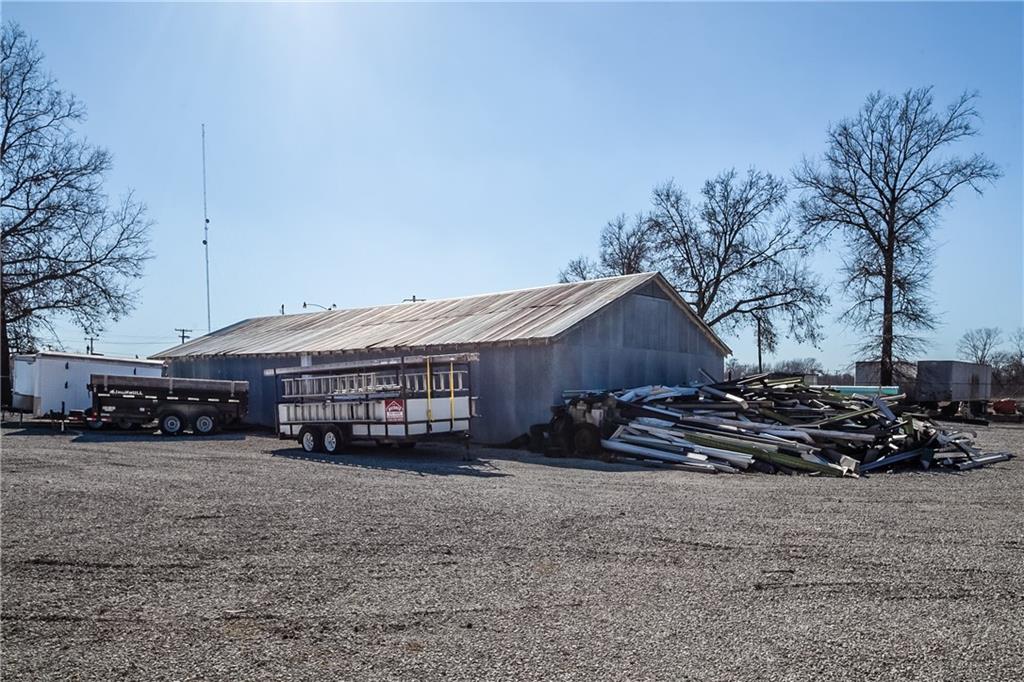307 W Wilson N/a Property Photo 21