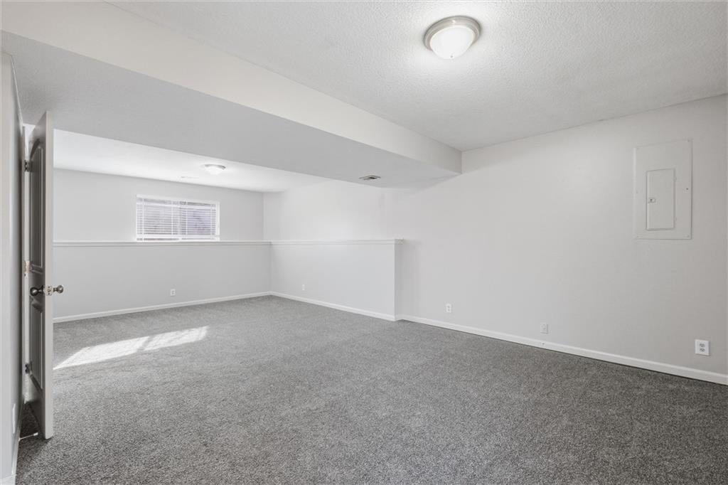 406 Timbercreek Drive Property Photo 25