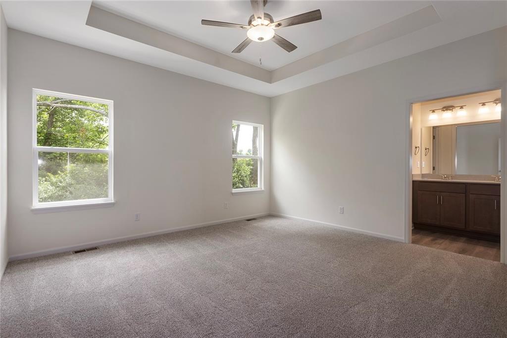 615 Fall Creek Drive Property Photo 21