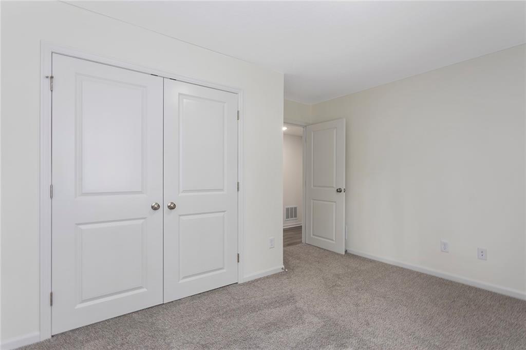 615 Fall Creek Drive Property Photo 31