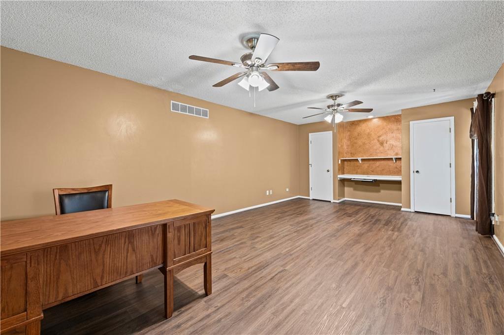5506 Nw Verlin Drive Property Photo 28
