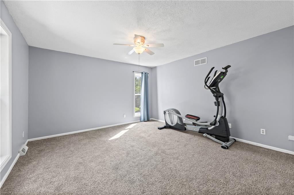 5506 Nw Verlin Drive Property Photo 34