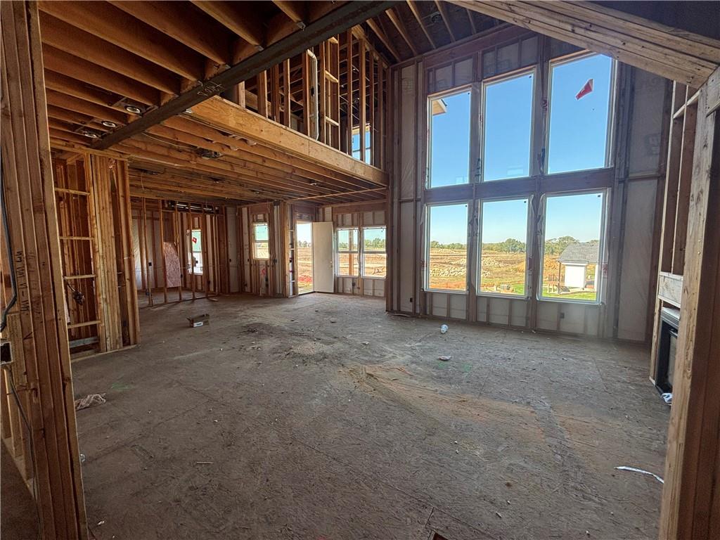 17608 Knox Street Property Photo 6