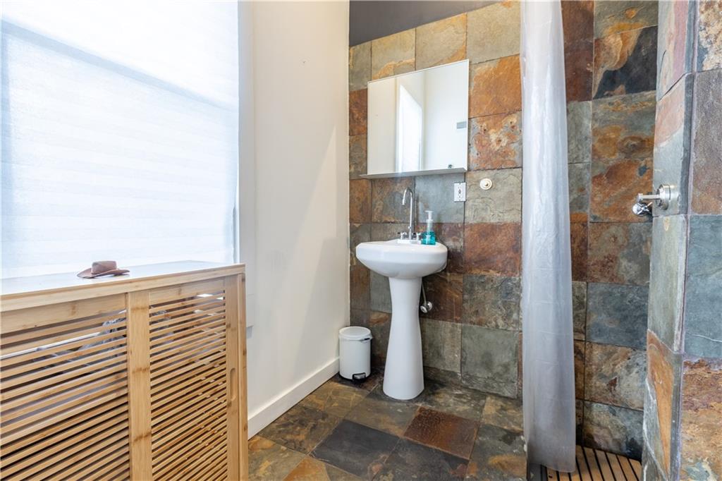 3629 State Line Road Property Photo 17