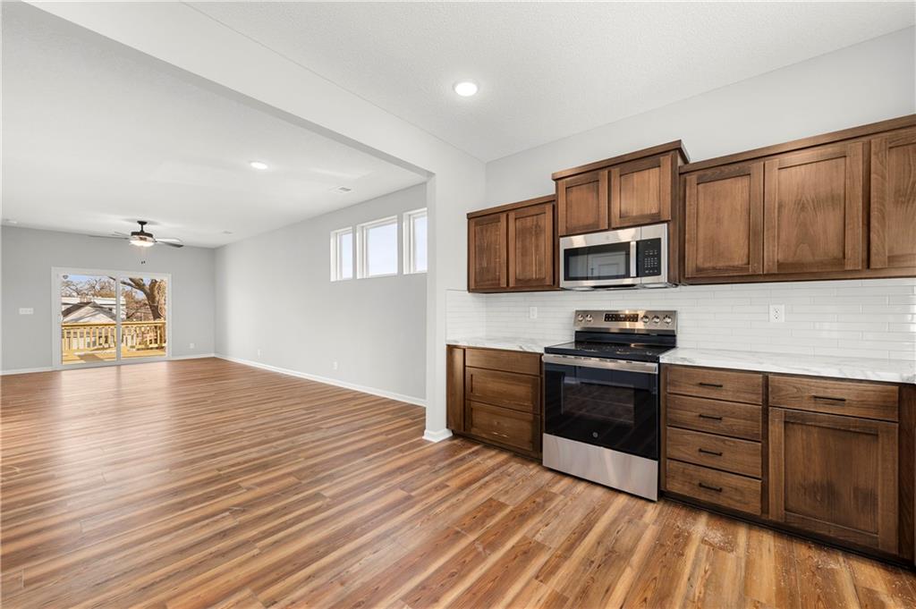 1114 Armstrong Avenue Property Photo 6