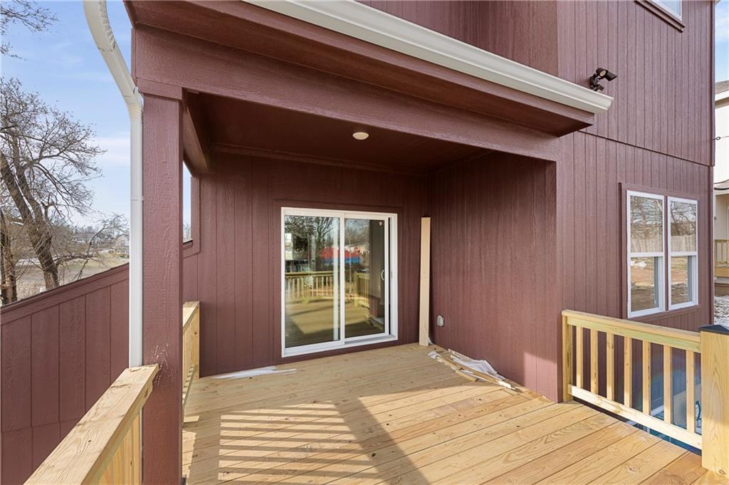 1114 Armstrong Avenue Property Photo 27