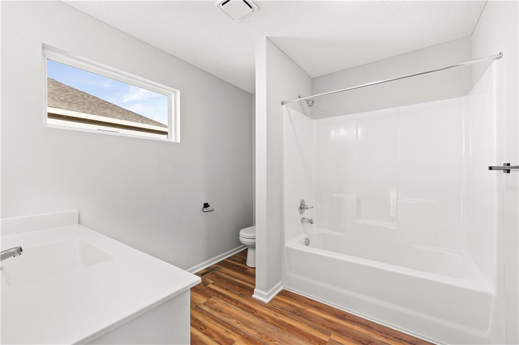 1114 Armstrong Avenue Property Photo 31