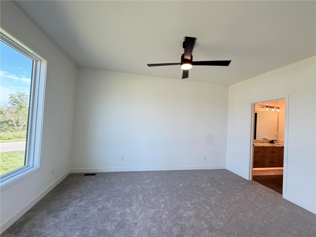 22504 W 93rd Terrace Property Photo 13