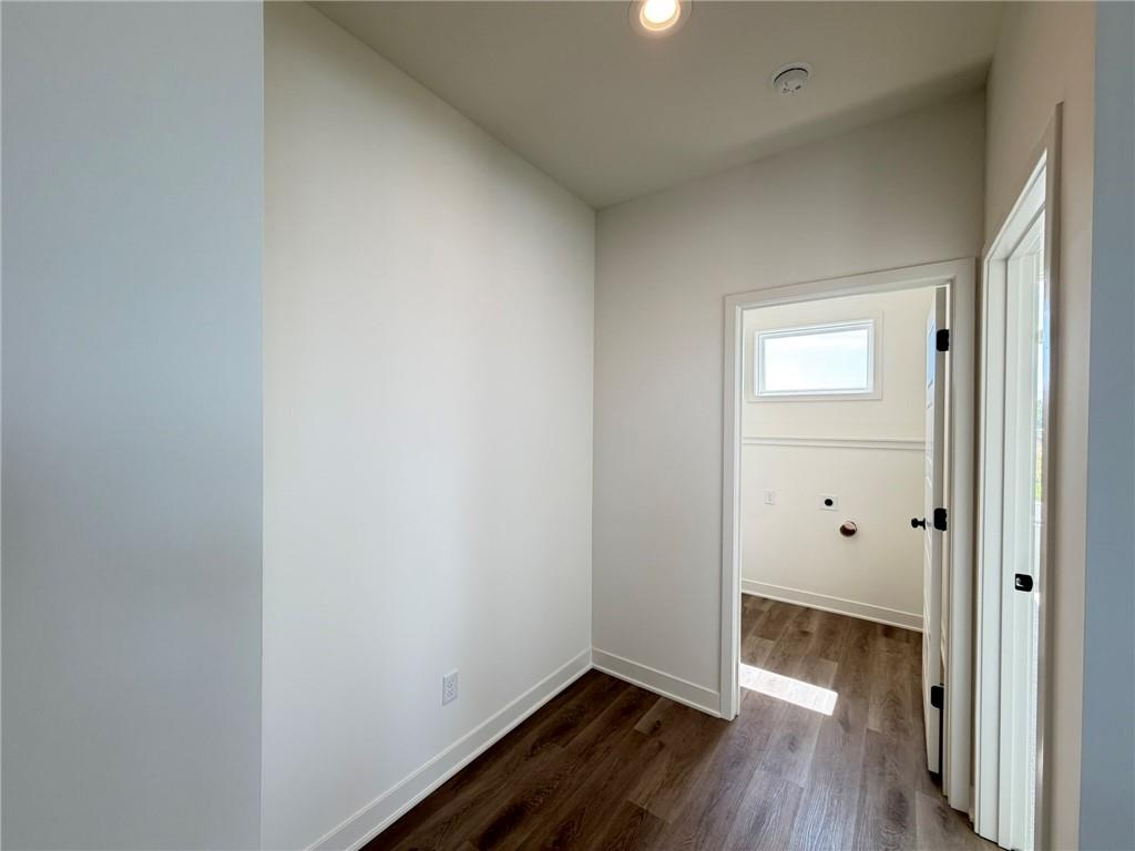 22504 W 93rd Terrace Property Photo 18