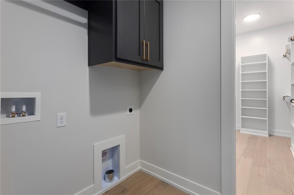 9727 N Montclair Avenue Property Photo 29