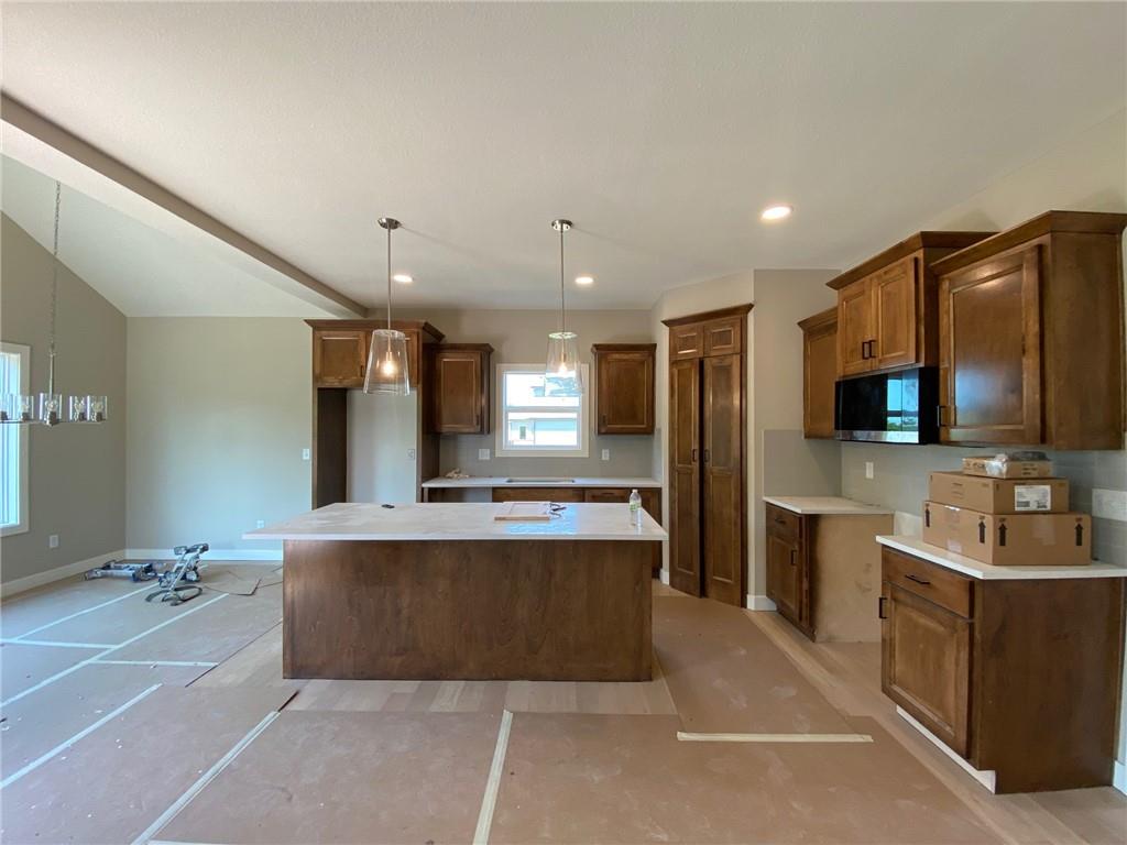 19362 Skyview Lane Property Photo 6