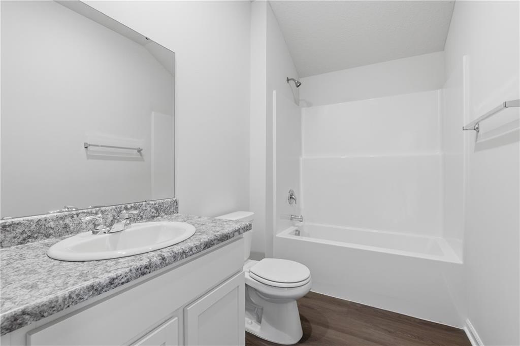 20262 W 195th Street Property Photo 10