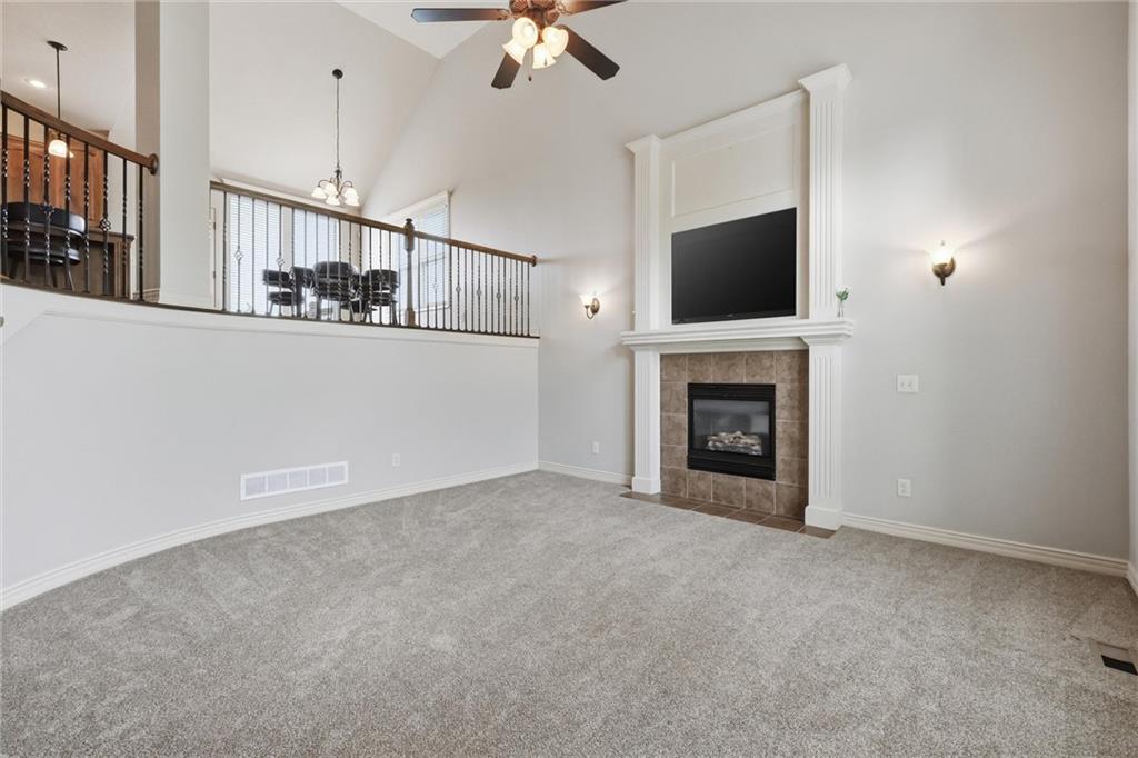 1217 Hampton Drive Property Photo 5