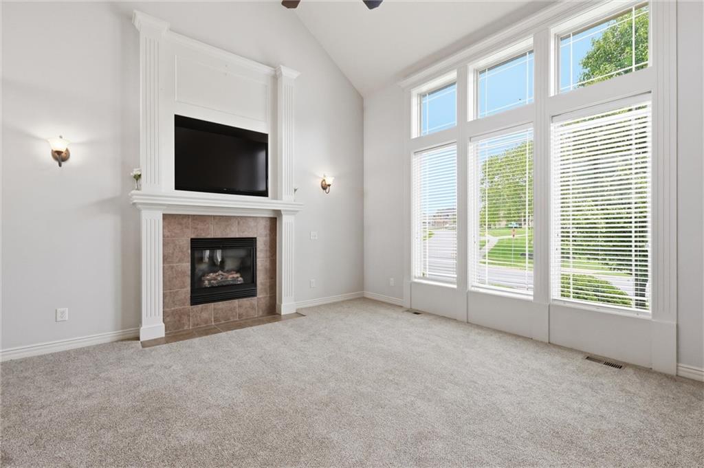 1217 Hampton Drive Property Photo 6