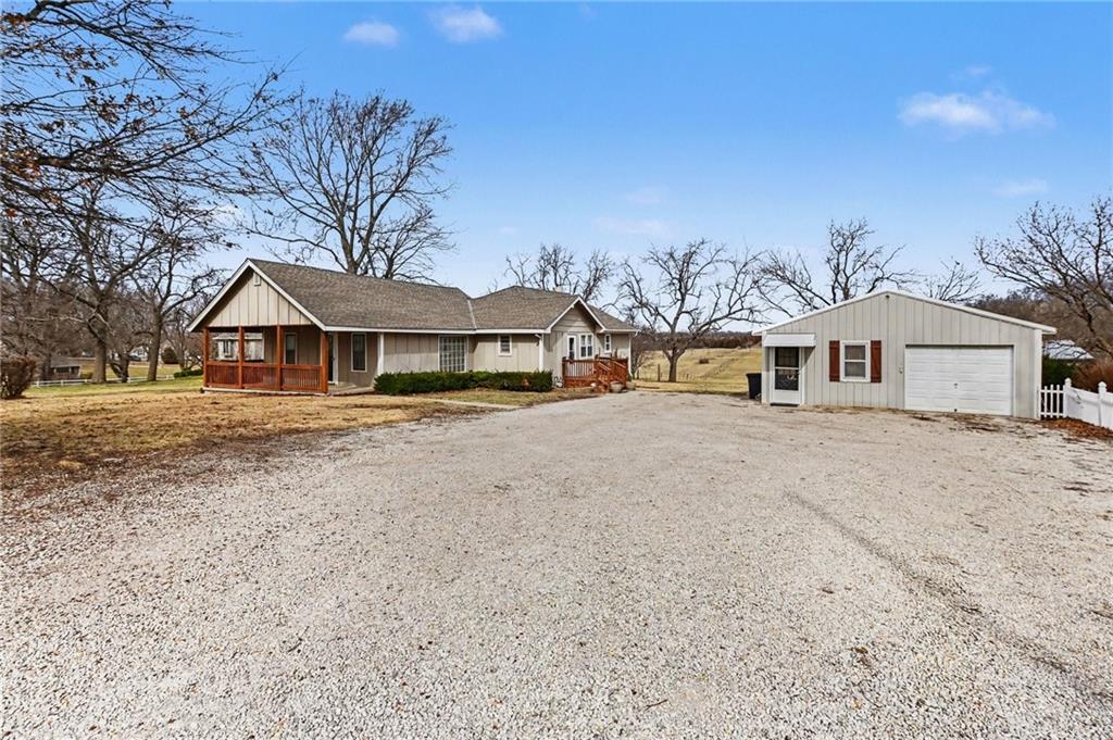 1492 Sw Hook Road Property Photo 38